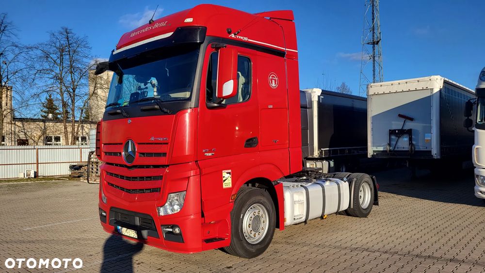 Mercedes-Benz ACTROS - 4