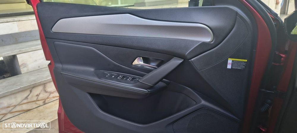 Peugeot 308 1.6 Hybrid GT e-EAT8 - 17