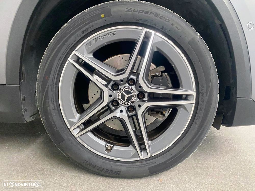 Mercedes-Benz GLA 250 e AMG Line - 34