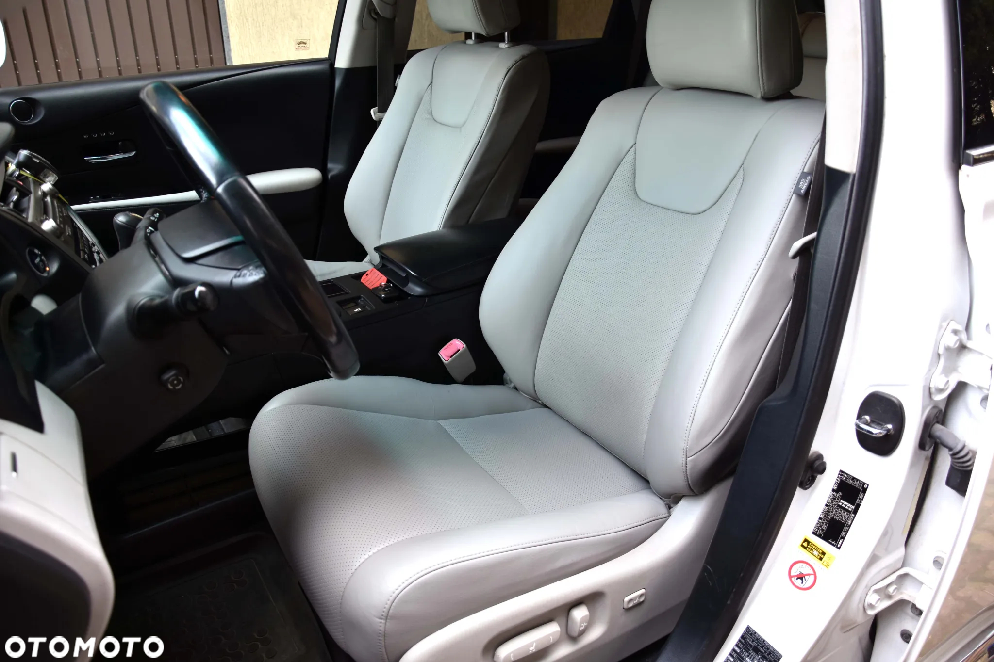 Lexus RX 200t / 300 Prestige - 8