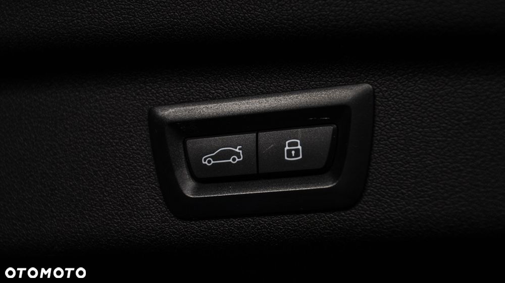 BMW Seria 2 225e xDrive M Sport sport - 23