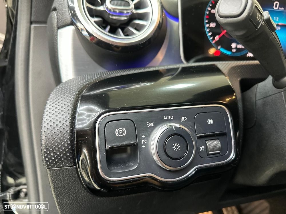 Mercedes-Benz A 180 d AMG Line Aut. - 27