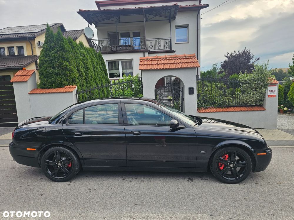 Jaguar S-Type - 12