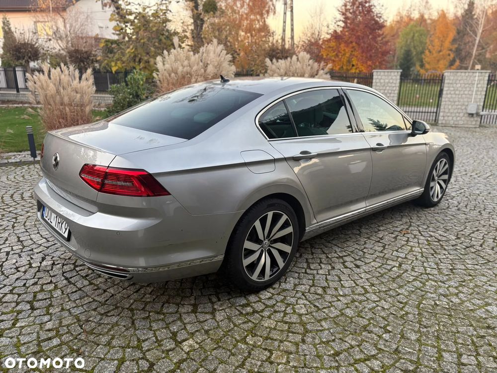 Volkswagen Passat 2.0 TDI Bi-Turbo BMT 4Mot Highline DSG - 14