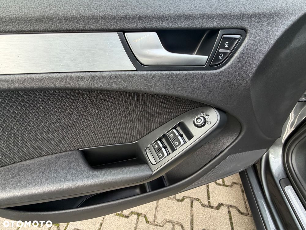 Audi A4 Avant - 27