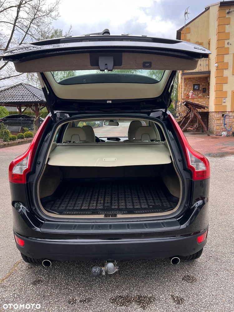 Volvo XC 60 - 4