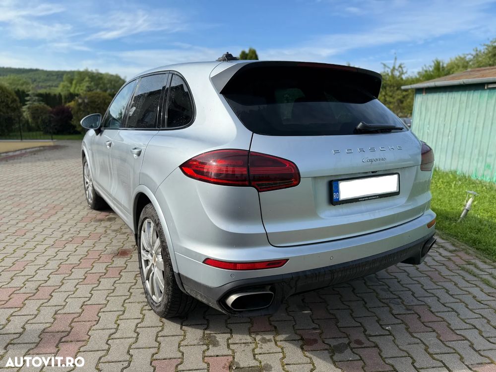 Porsche Cayenne Diesel Tiptronic S - 6