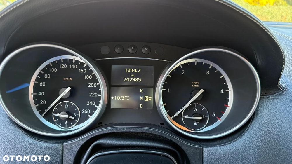 Mercedes-Benz ML 350 CDI 4Matic 7G-TRONIC DPF Grand Edition - 20