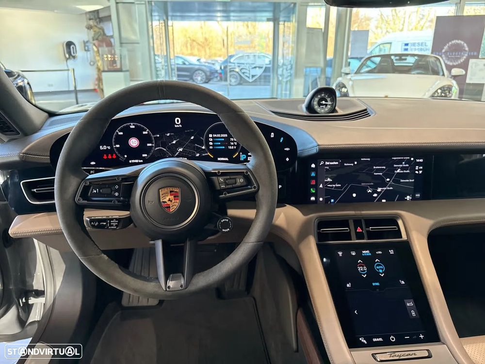 Porsche Taycan Cross Turismo 4S - 21