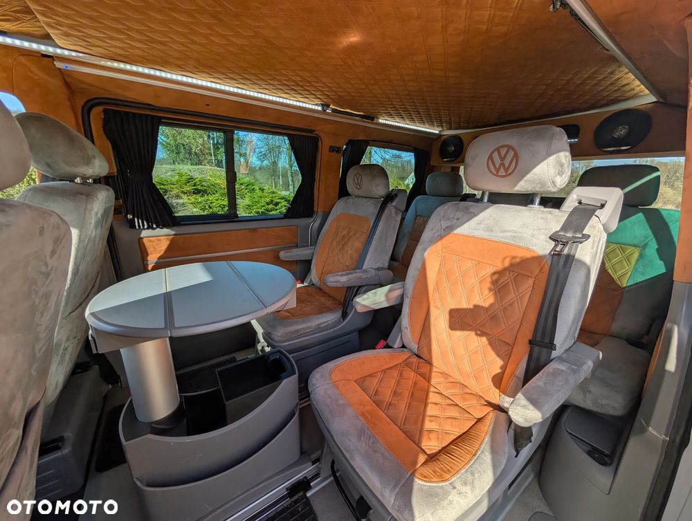 Volkswagen California - 11