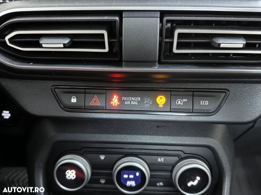 Dacia Logan TCe 90 CVT Prestige - 18