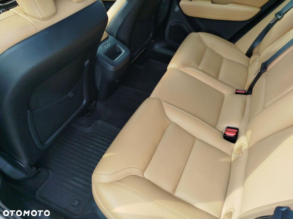 Volvo XC 60 - 24