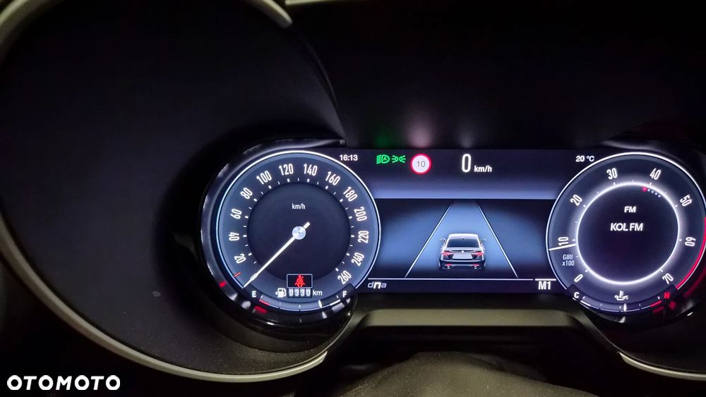 Alfa Romeo Giulia 2.0 Turbo Veloce Q4 - 13