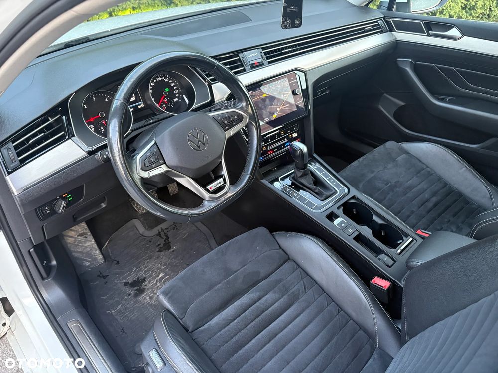 Volkswagen Passat 2.0 TDI 4Mot Elegance DSG - 6