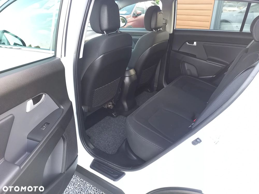 Kia Sportage 1.7 CRDI 2WD Attract - 19