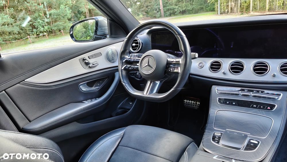 Mercedes-Benz Klasa E 220 d 4-Matic AMG - 18