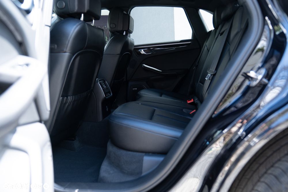 Porsche Macan Standard - 16