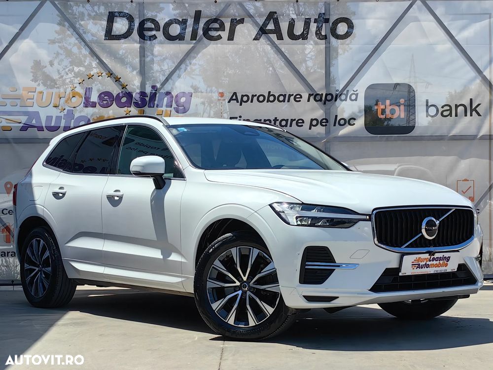 Volvo XC 60 B4 MHEV AT8 AWD Momentum Pro - 2