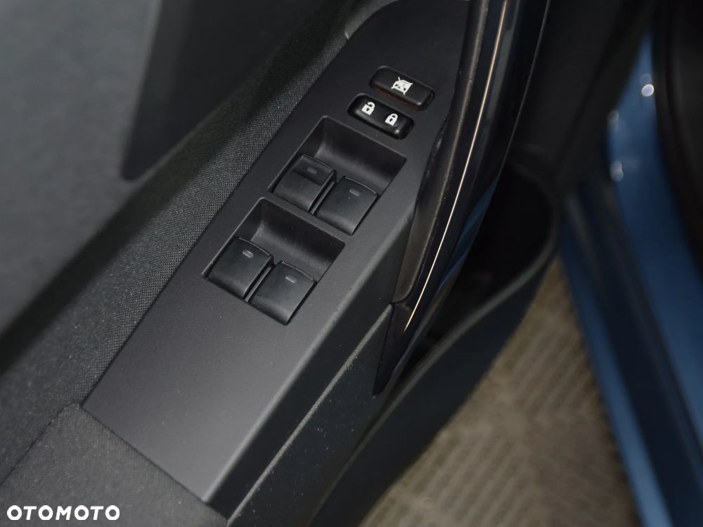 Toyota Auris - 16