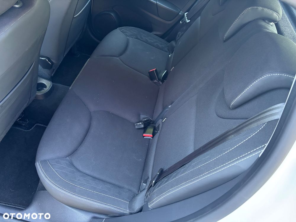 Renault Clio Energy TCe 75 LIMITED 2018 - 8