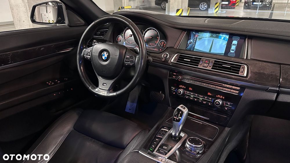 BMW Seria 7 740d xDrive - 19