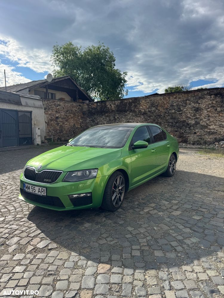 Skoda Octavia 2.0 TSI RS - 3