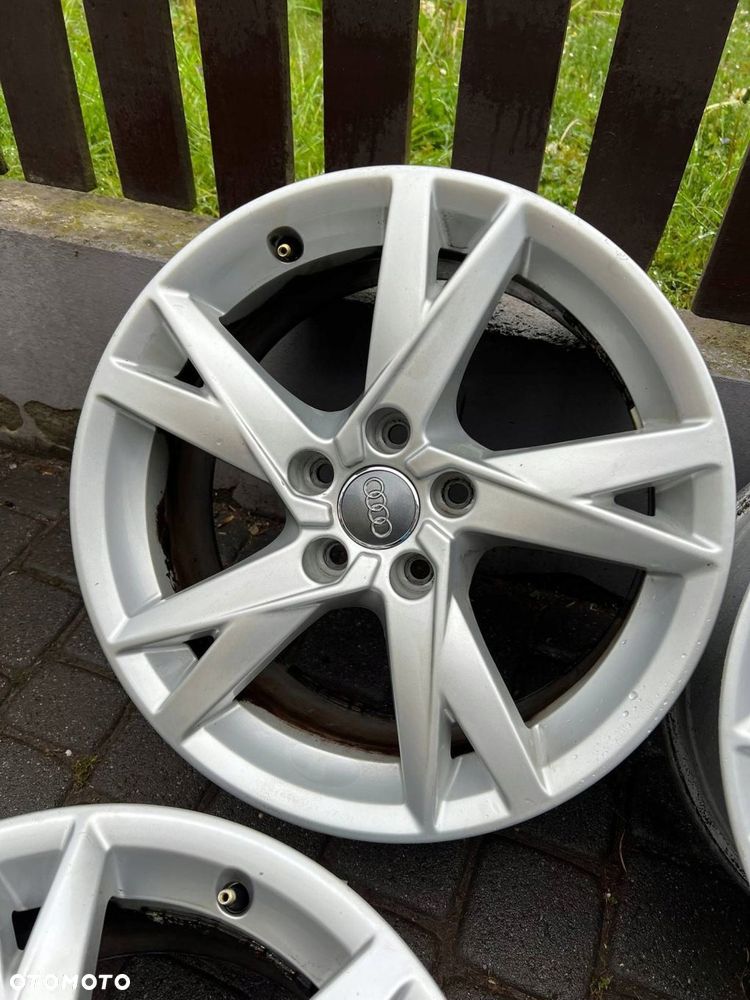 8W0 601 025 K Alufelgi FELGI KOMPLET 17 7.5J ET38 5X112 Audi A4 S4 B9 - 2