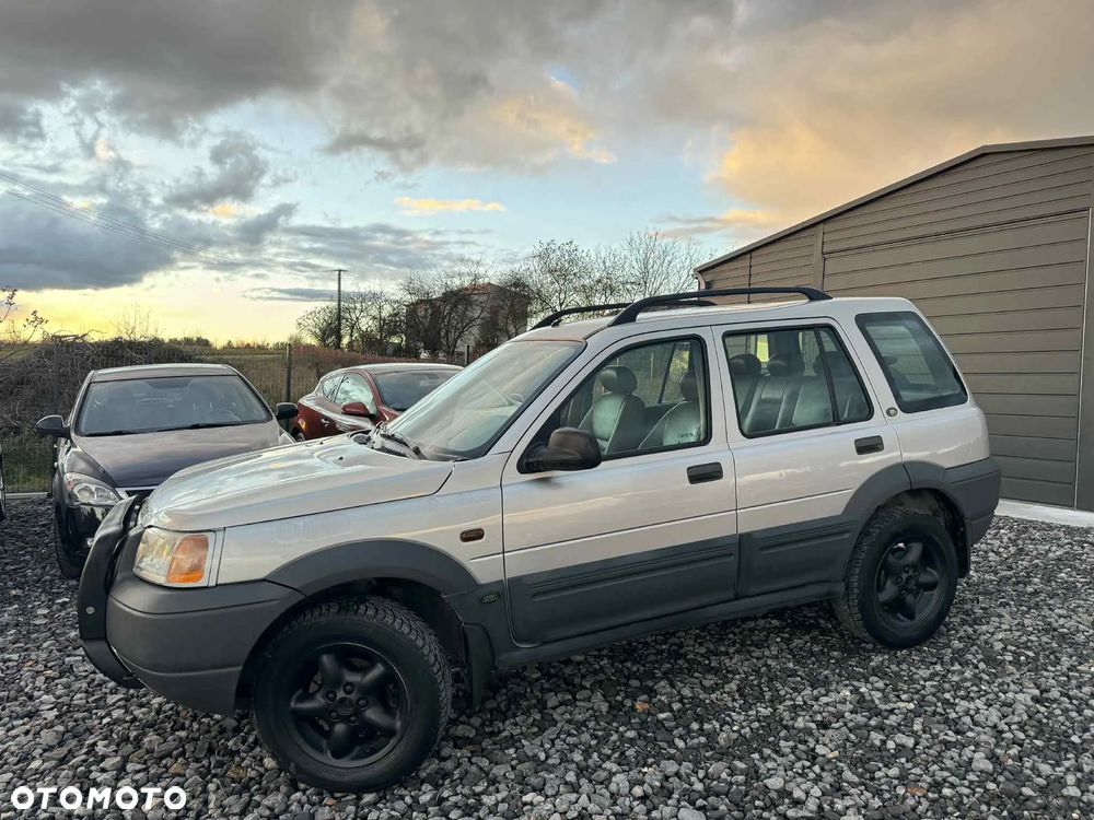 Land Rover Freelander 2.0 D - 3