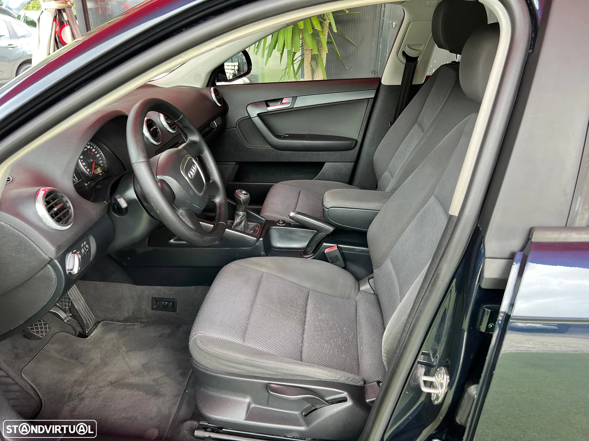 Audi A3 Sportback 1.6 TDI Attraction - 27