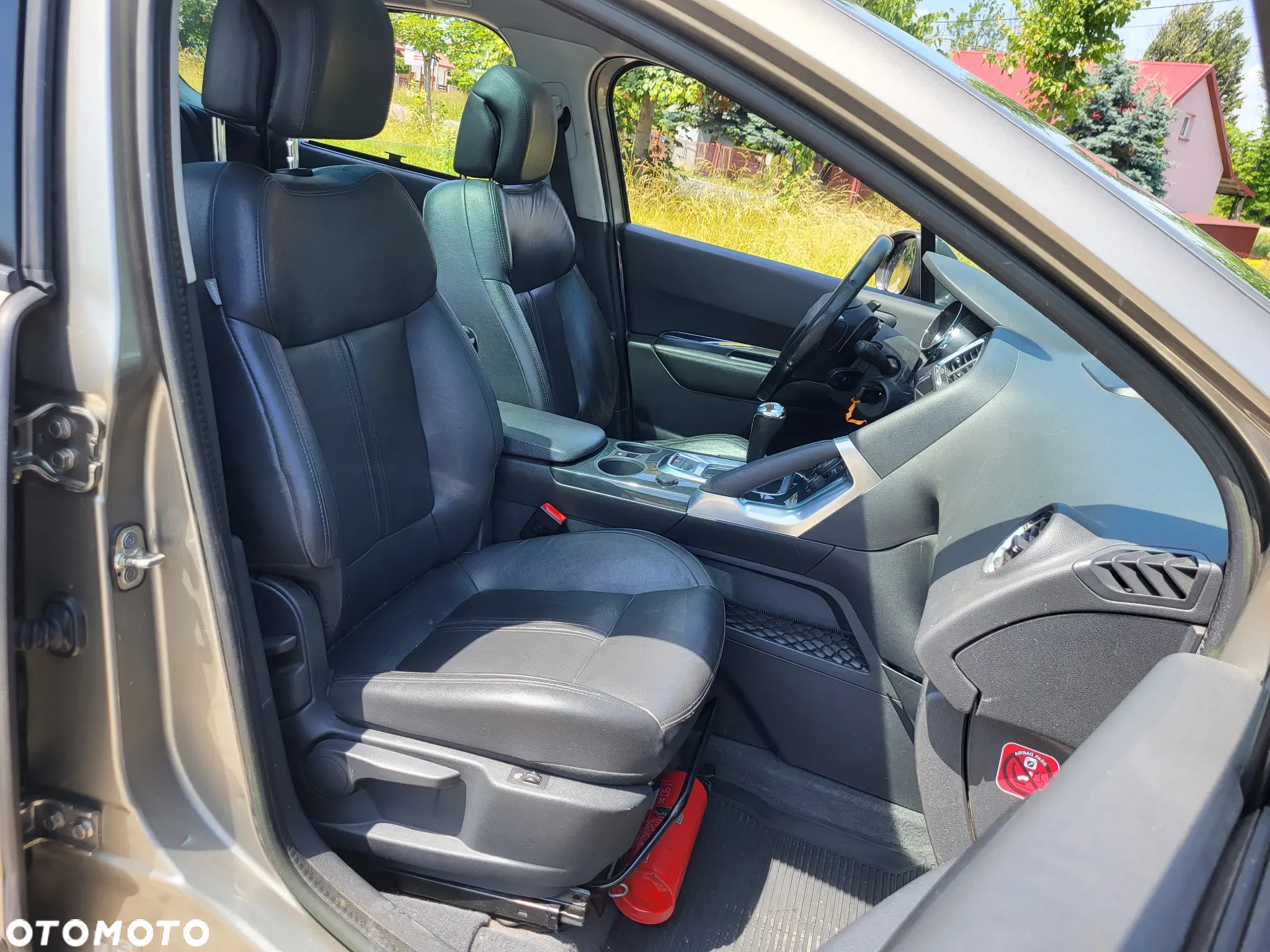 Peugeot 3008 HDi FAP 115 EGS6 Stop&Start Business-Line - 24