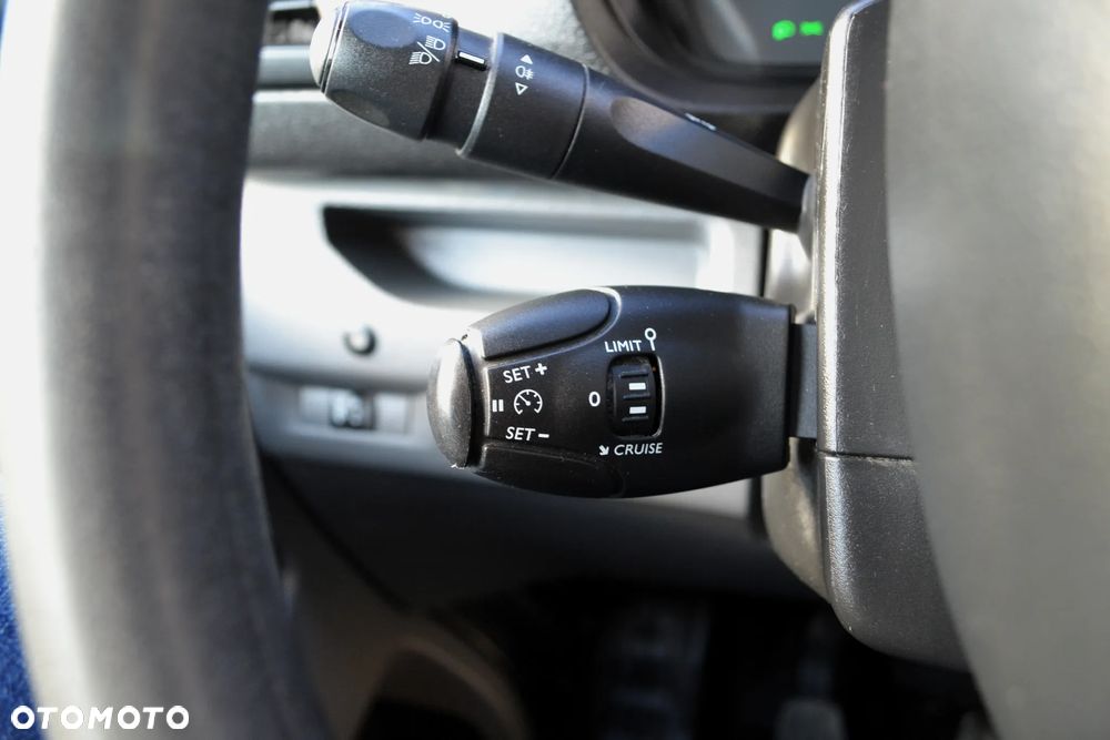 Toyota ProAce 1.6 D-4D Medium 2,7t (bryg.) - 25
