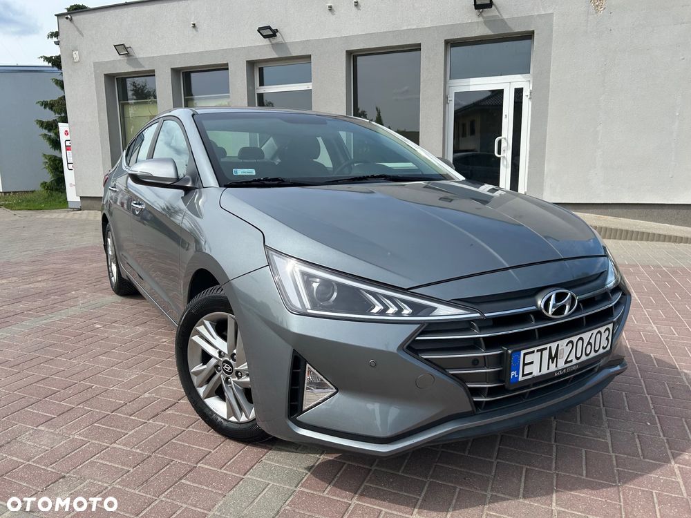 Hyundai Elantra 1.6 Premium - 9