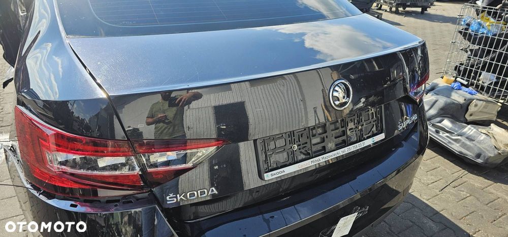 KLAPA SKODA SUPERB III LF9R HATCHBACK - 4