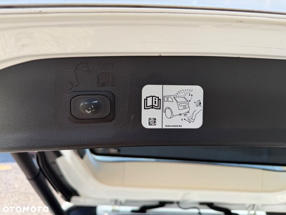 Ford Kuga 2.0 TDCi 4x2 Titanium - 17