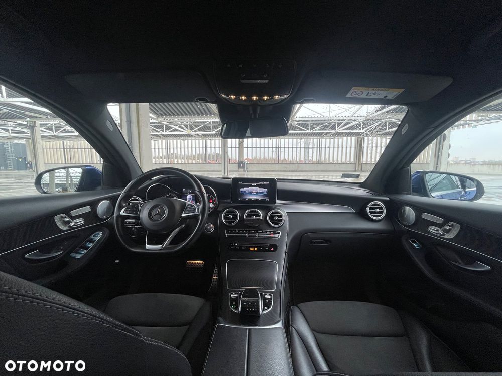 Mercedes-Benz GLC - 12