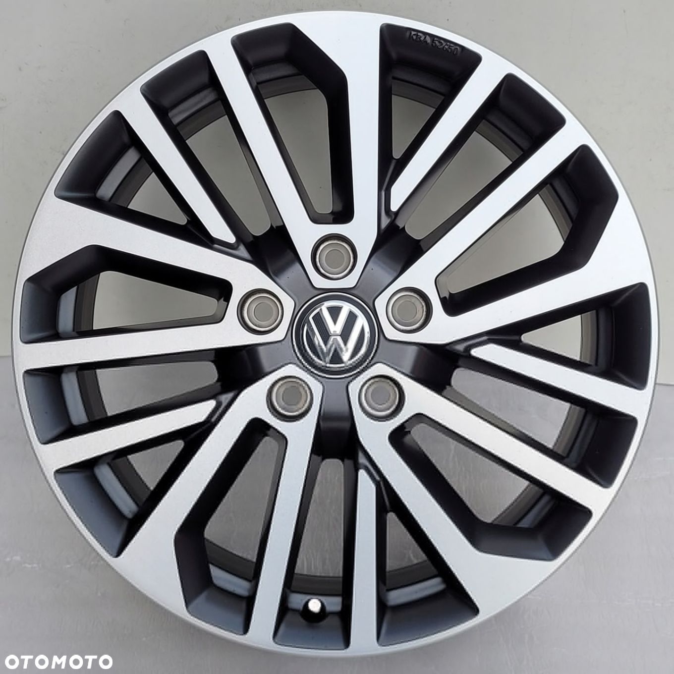 NOWE FELGI VW T5 T6 T6.1 T7 TRANSPORTER MULTIVAN CRAFTER 18 OE 7T0071498 - 1