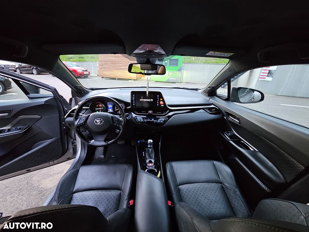 Toyota C-HR Lounge - 7