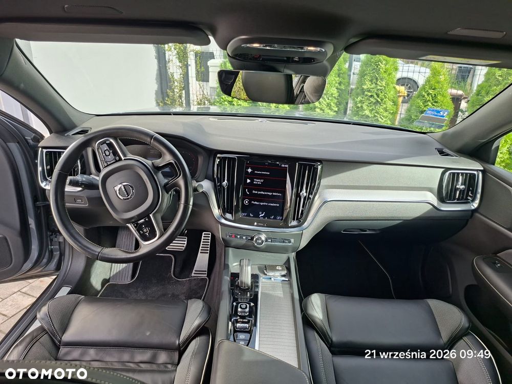 Volvo S60 B4 B R-Design - 15