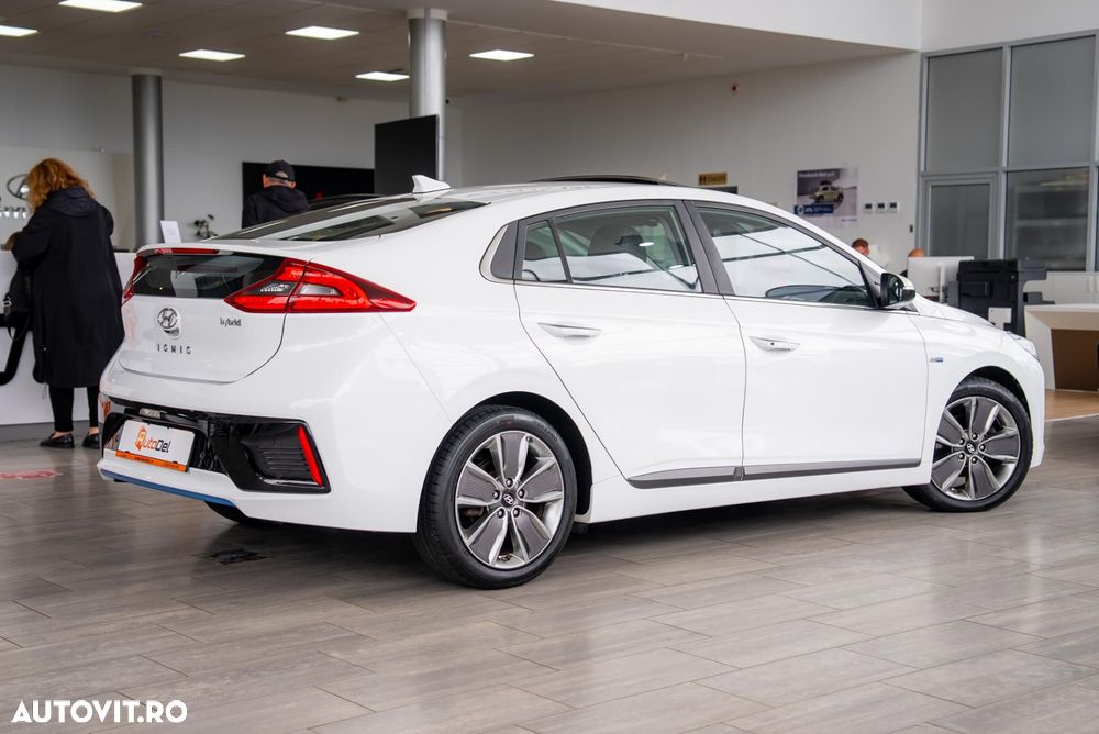 Hyundai IONIQ 1.6 GDI Premium - 15