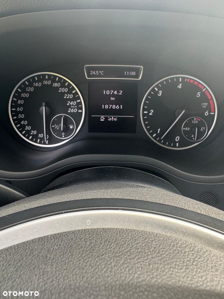 Mercedes-Benz Klasa B 180 CDI (BlueEFFICIENCY) - 7