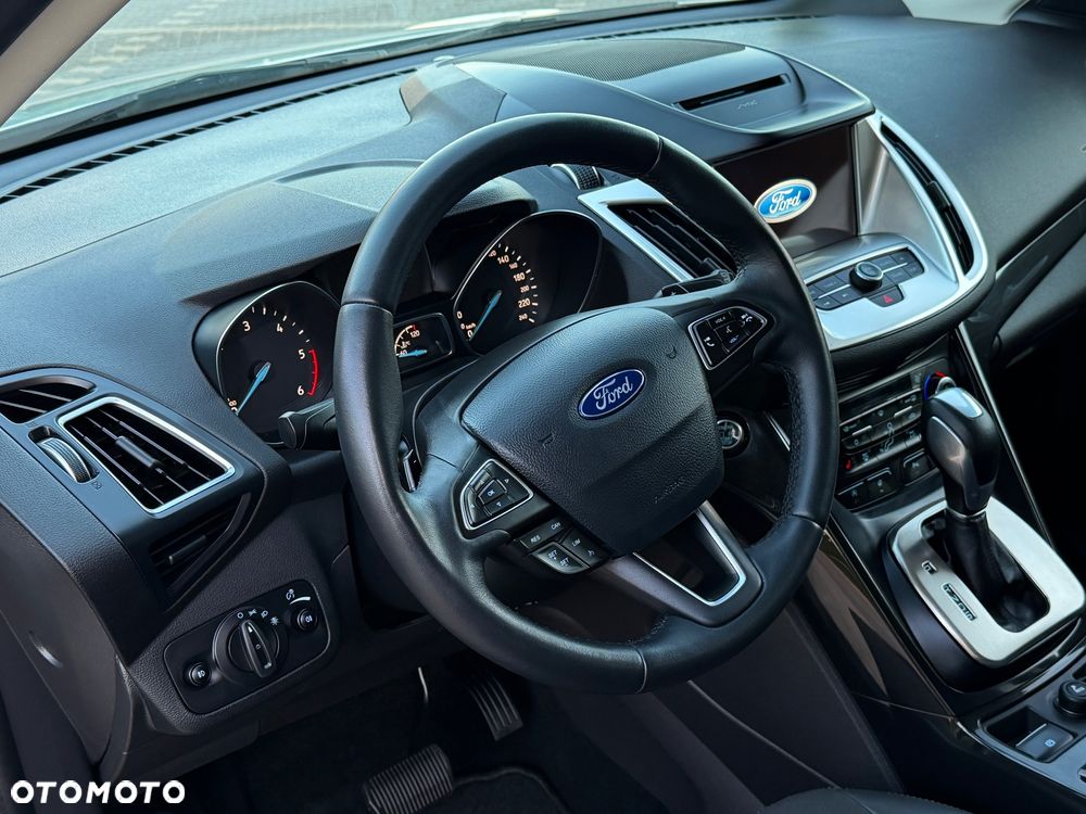 Ford Kuga 2.0 TDCi 4WD Titanium - 35