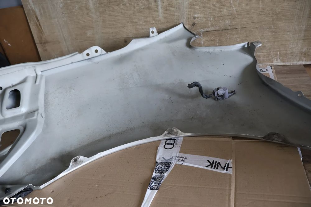 TOYOTA AURIS I 07-09R BŁOTNIK PRZÓD PRZEDNI PRAWY 1C0 - 15