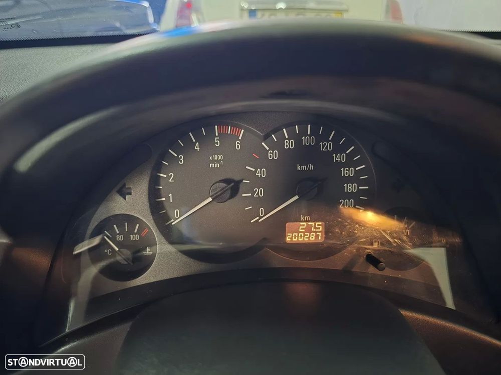 Opel Corsa 1.7 DTi 16V Elegance - 12