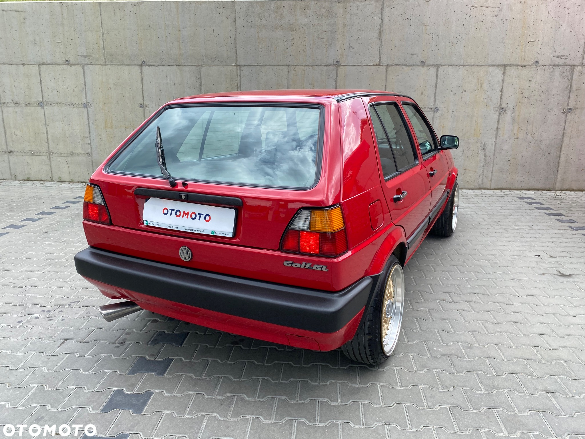 Volkswagen Golf - 6