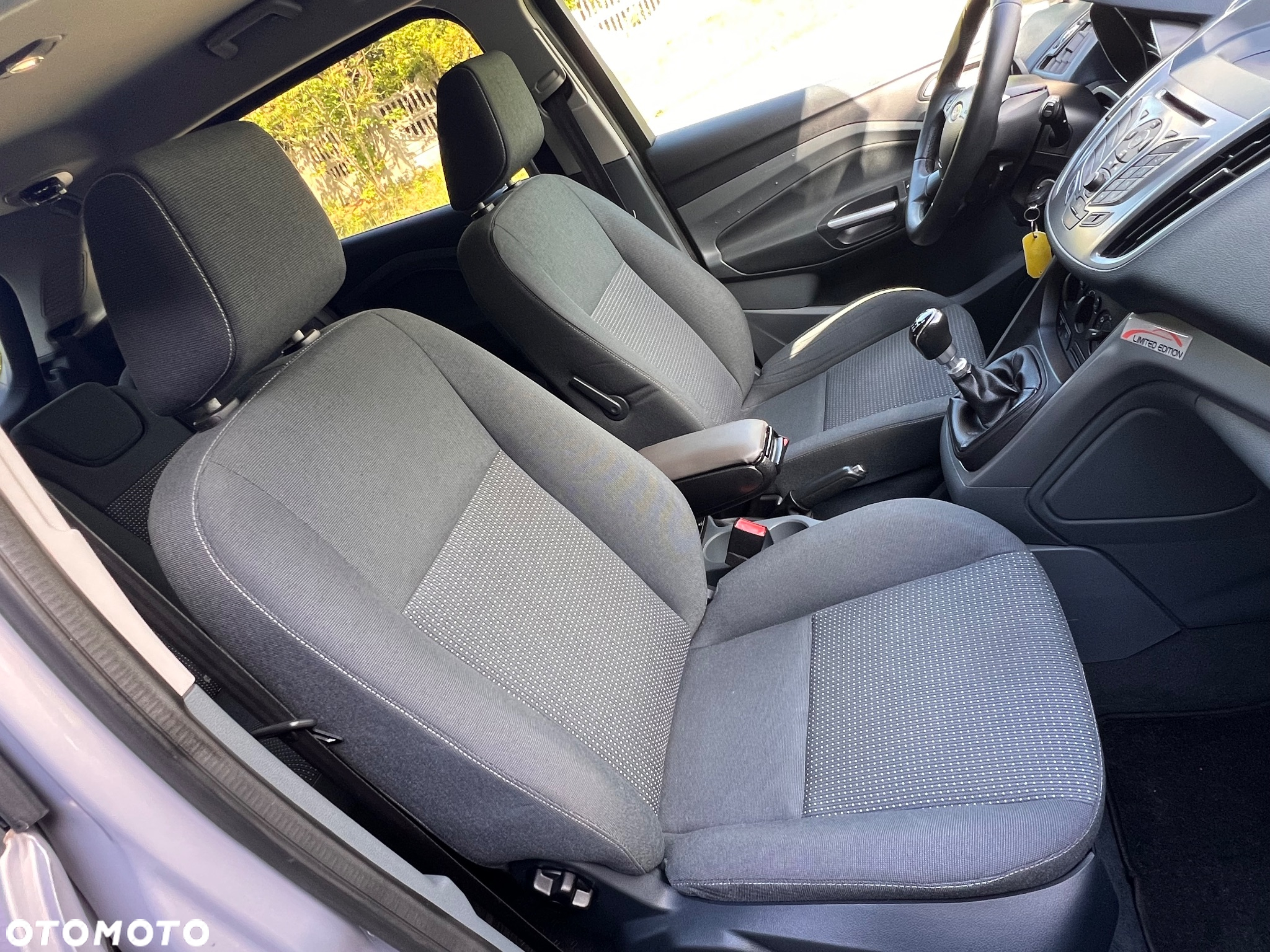 Ford Grand C-MAX 1.6 TDCi Titanium - 25