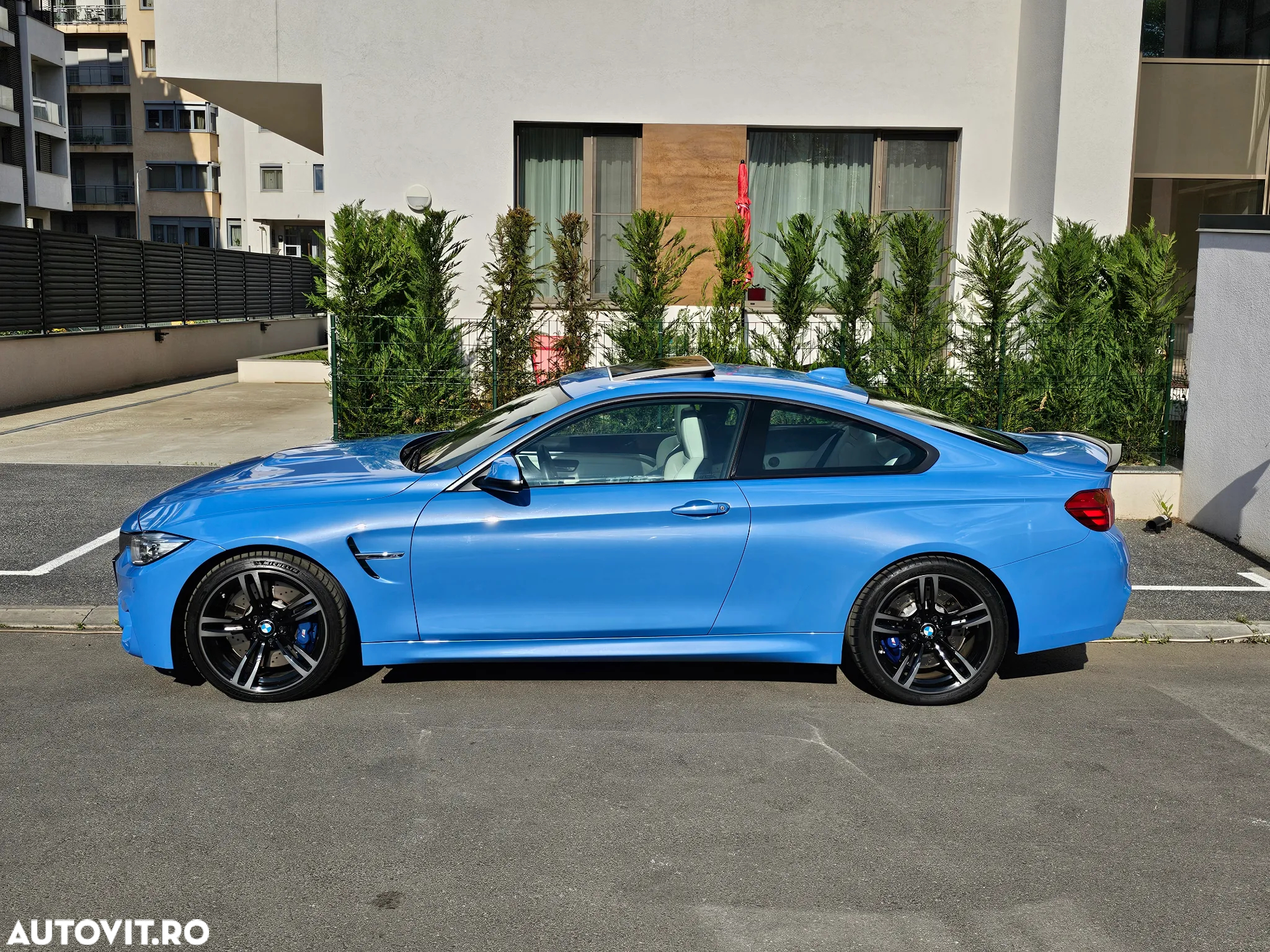 BMW M4 Coupe DKG - 36