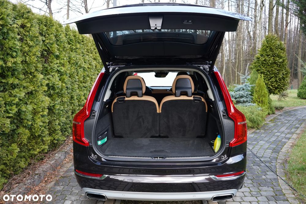 Volvo XC 90 T8 AWD Plug-In Hybrid Inscription 7os - 8