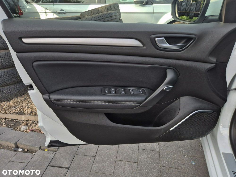 Renault Megane ENERGY TCe 130 INTENS - 12