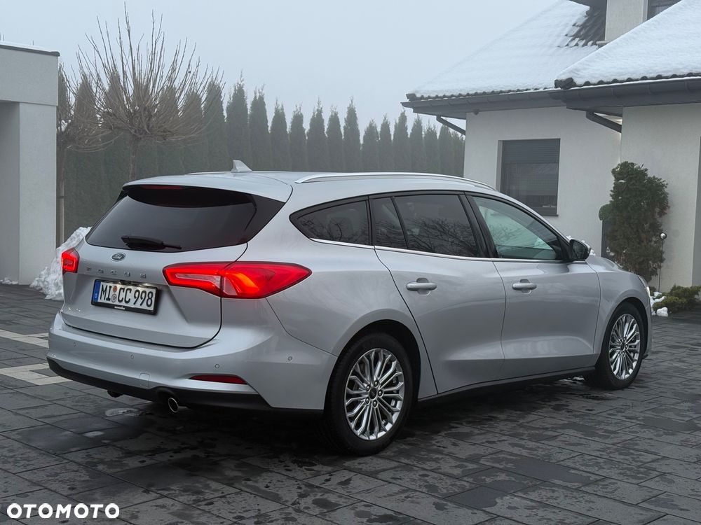 Ford Focus 2.0 EcoBlue Start-Stopp-System TITANIUM - 9