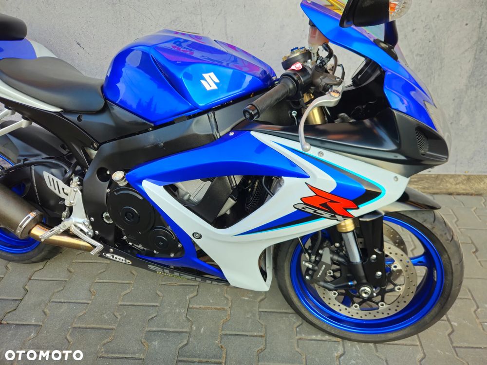 Suzuki GSX-R - 23
